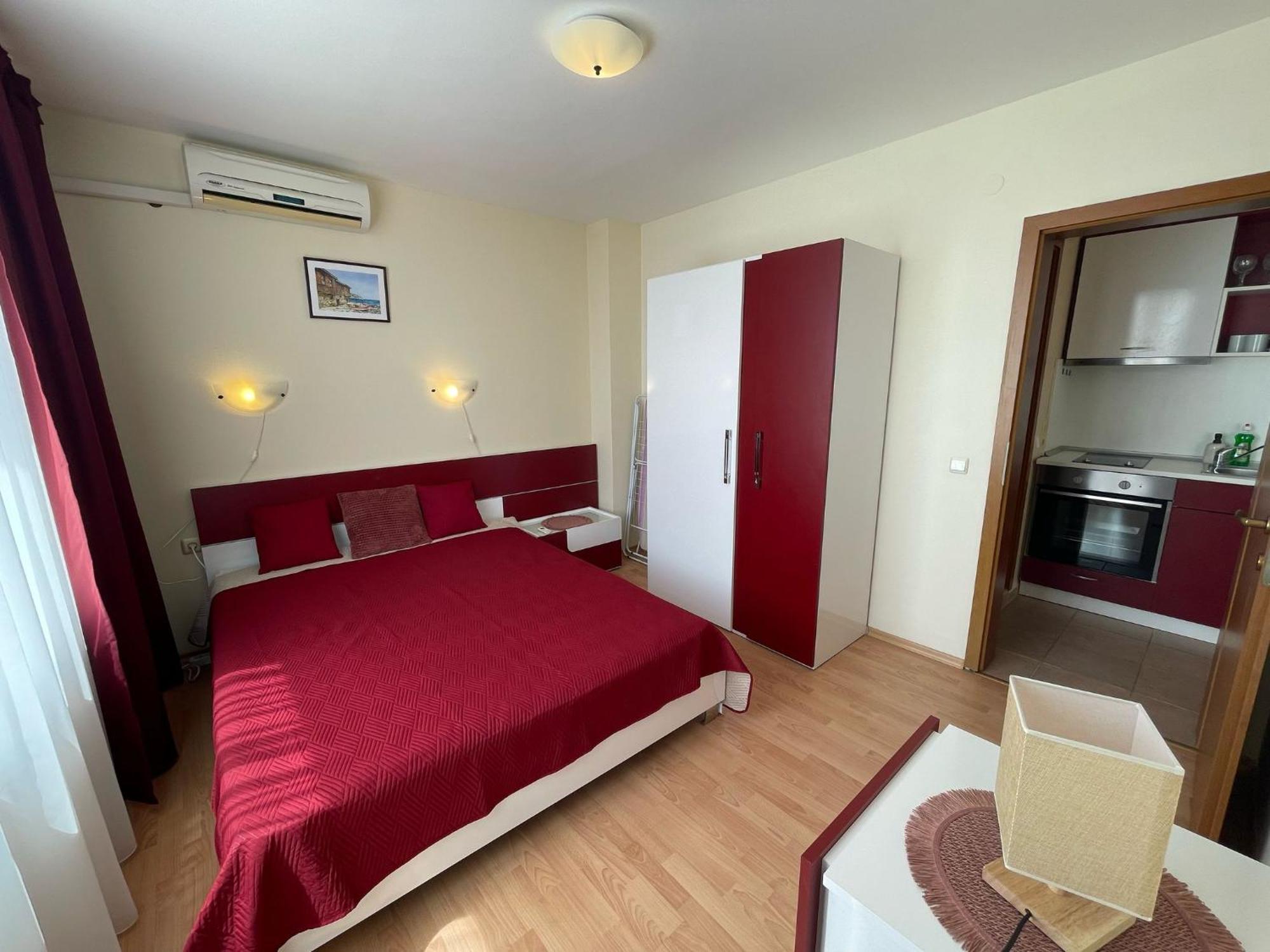 Grand Resort - Imperial Crown Fort Club - Prestige Apartments Elenite Room photo